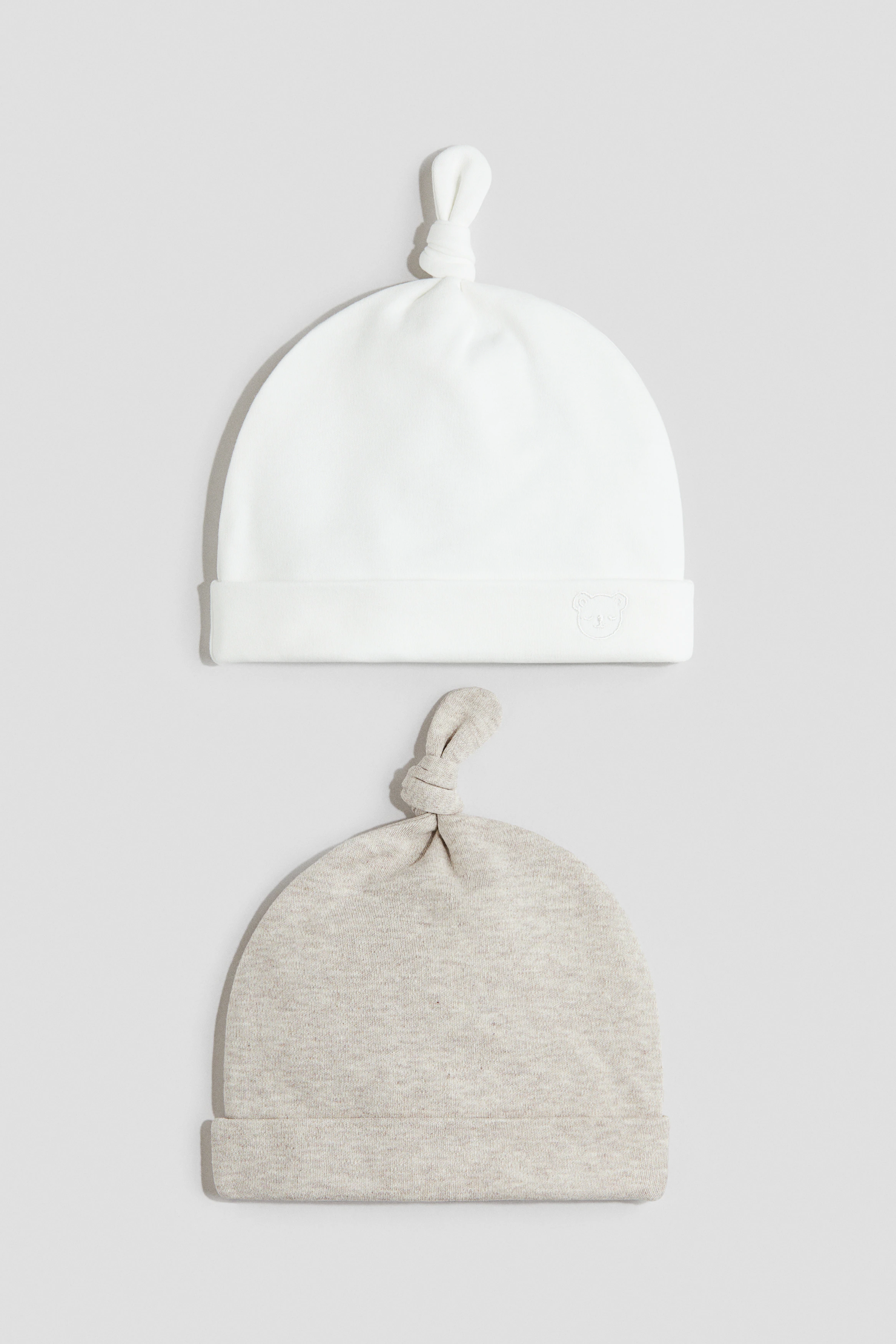 2-pack knot-detail cotton beanies — White/Light beige