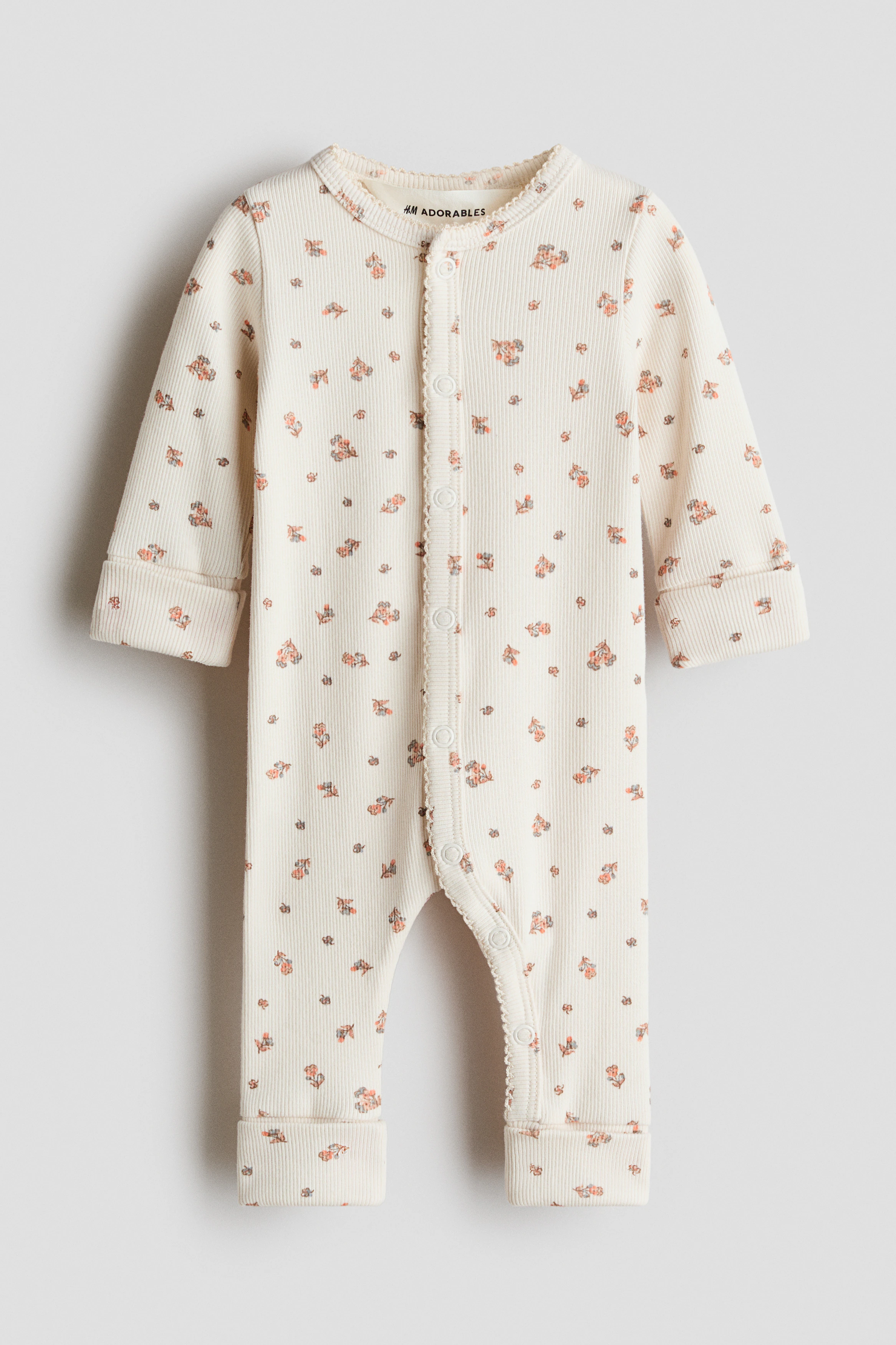 H&M